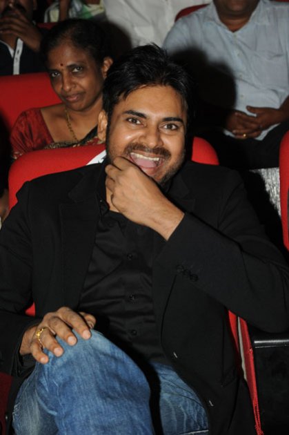 Attarintiki-Daredi-Thank-You-Meeting